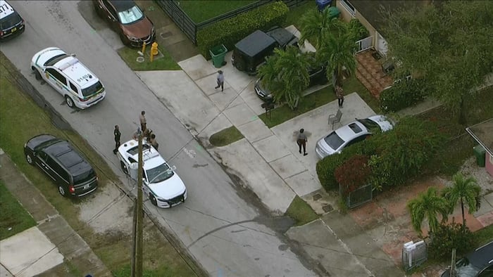 Woman shot by person known to her in northwest Miami-Dade