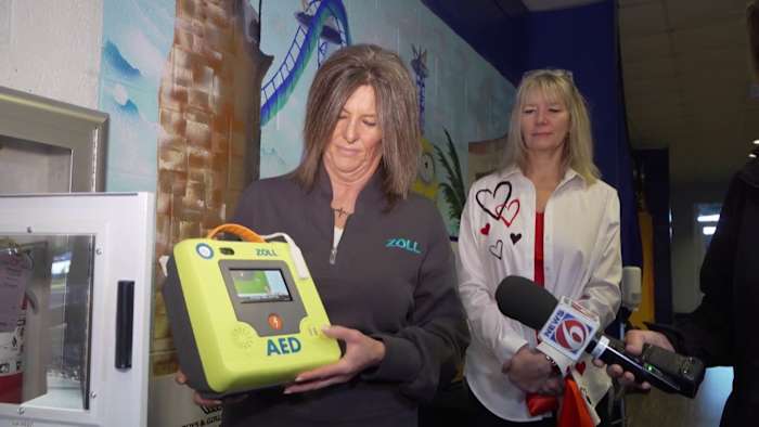Defibrillator gifted to Universal Orlando Boys & Girls Club