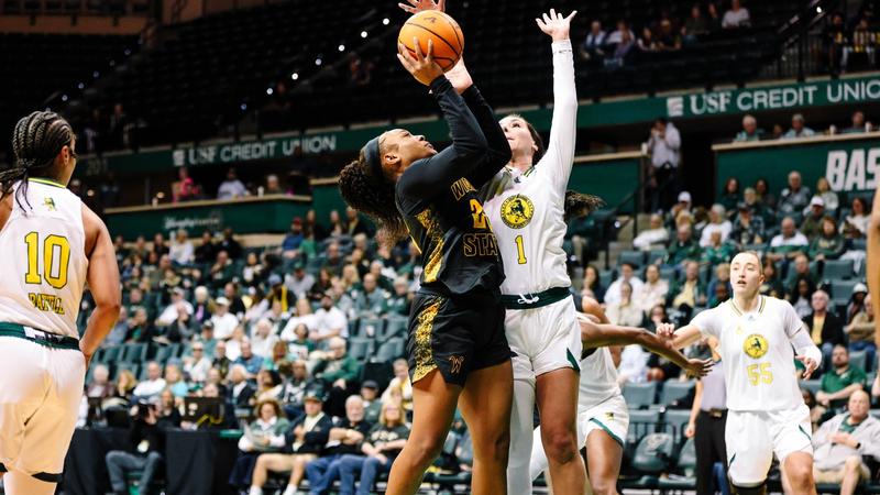 Shockers Fade in Second Half, Fall to South Florida in Tampa