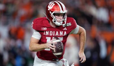 Indiana's Fernando Mendoza bloodied after big hit