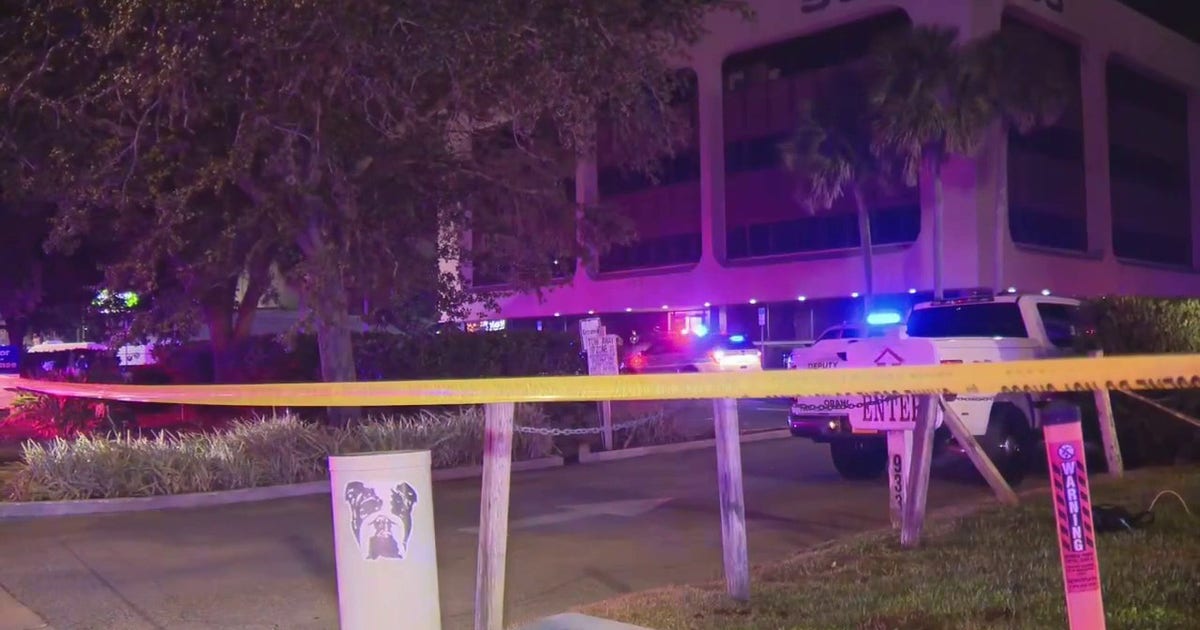 Woman killed in reported stabbing in Orange County, another critically injured, deputies say