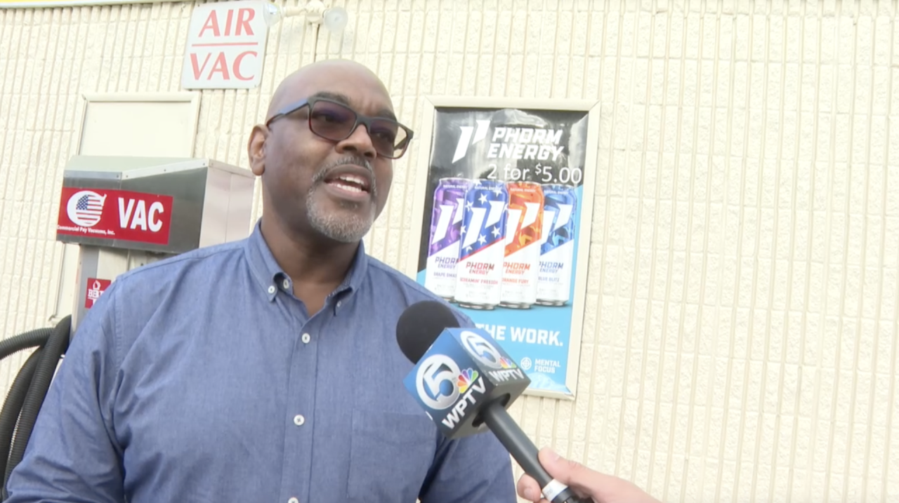 Frank Johnson of Port St. Lucie diverging diamond interchanges.png