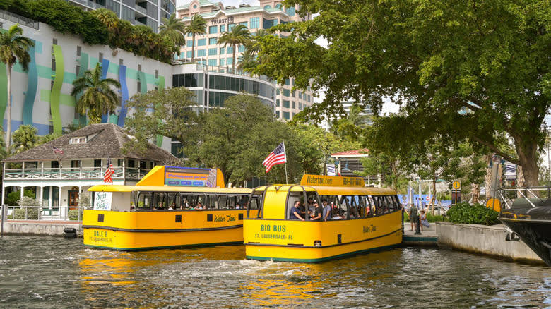 Fort Lauderdale Water Taxis picking up passengers in Fort Lauderdale