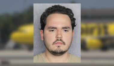 Colombian accused of destroying plane bathroom as his deportation flight left FLL