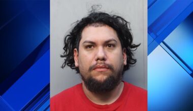 Hialeah jewelry store employee caught with $30K worth of stolen merchandise, police say