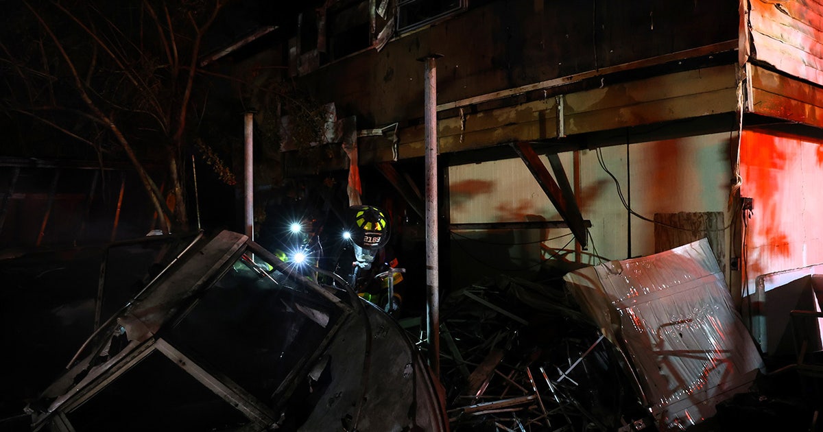 Tampa house fire damages shed and boat: HCFR