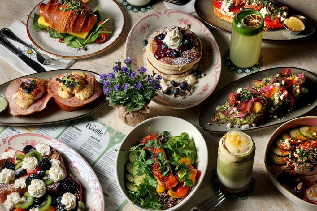 Café Bastille Weston debuts with generous brunch that's not 'boring'