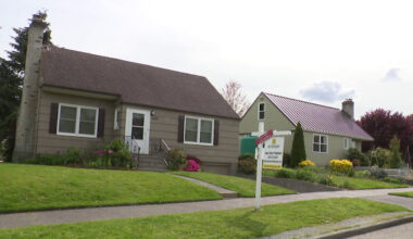 Executive order on buying single-family homes sparks stand off between Washington, real estate industry