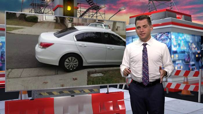 Is it illegal in Florida to block the sidewalk when parking outside a home?