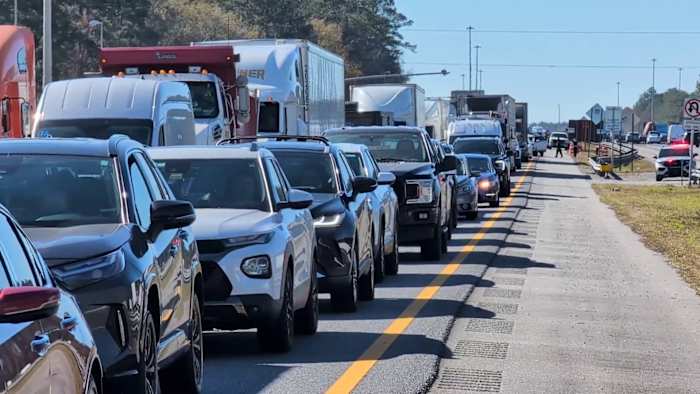 Person hit by car on I-95 North near stateline, all northbound lanes reopened, police say