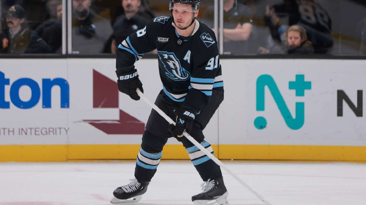 Sergachev's goal helps lift Utah Mammoth to 4-3 win over Florida Panthers