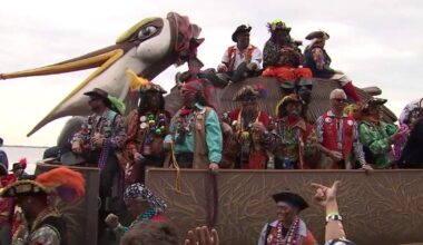 Gasparilla, Stadium Series collide with cold snap in Tampa Bay area: 'Ready to party'