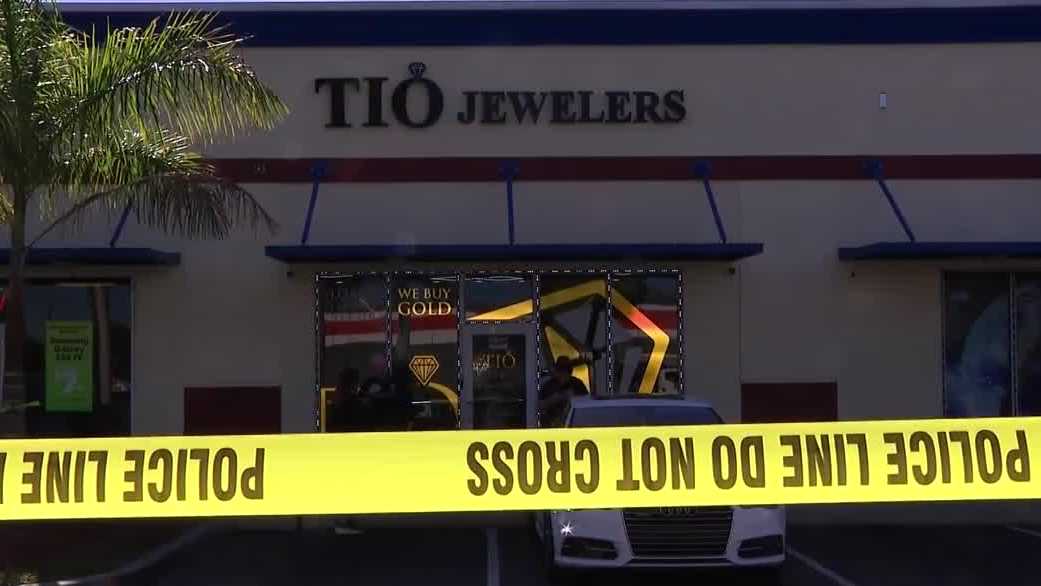 Suspected getaway driver arrested after jewelry store robbery in Cape Coral