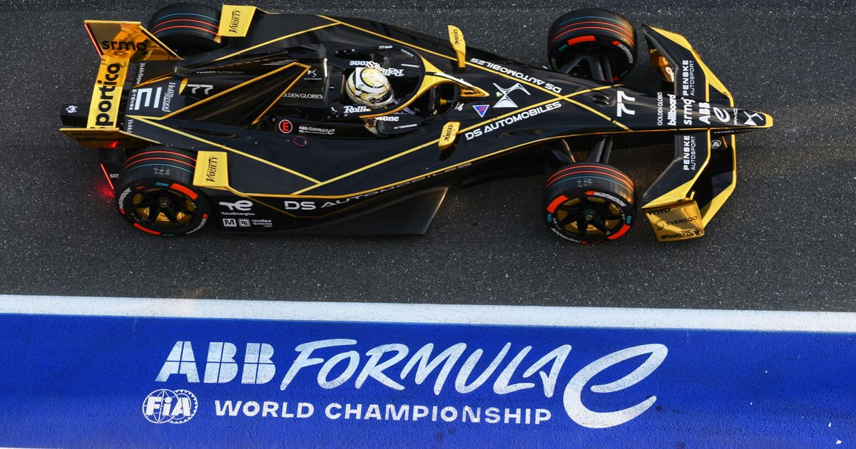 Barnard quickest ahead of Miami qualifying