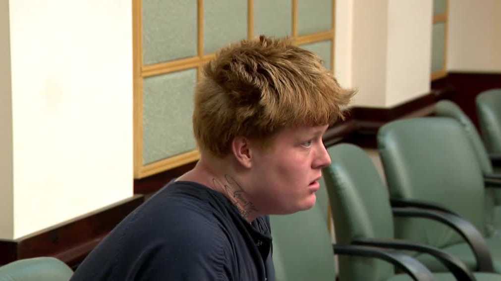 Man accused of ax ambush, stabbing in Orlando remains in jail