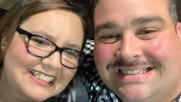 Community rallies behind Jacksonville father after wife’s tragic death following premature birth of their 6th child