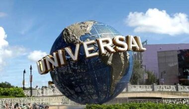 Woman dies after riding attraction at Universal Orlando