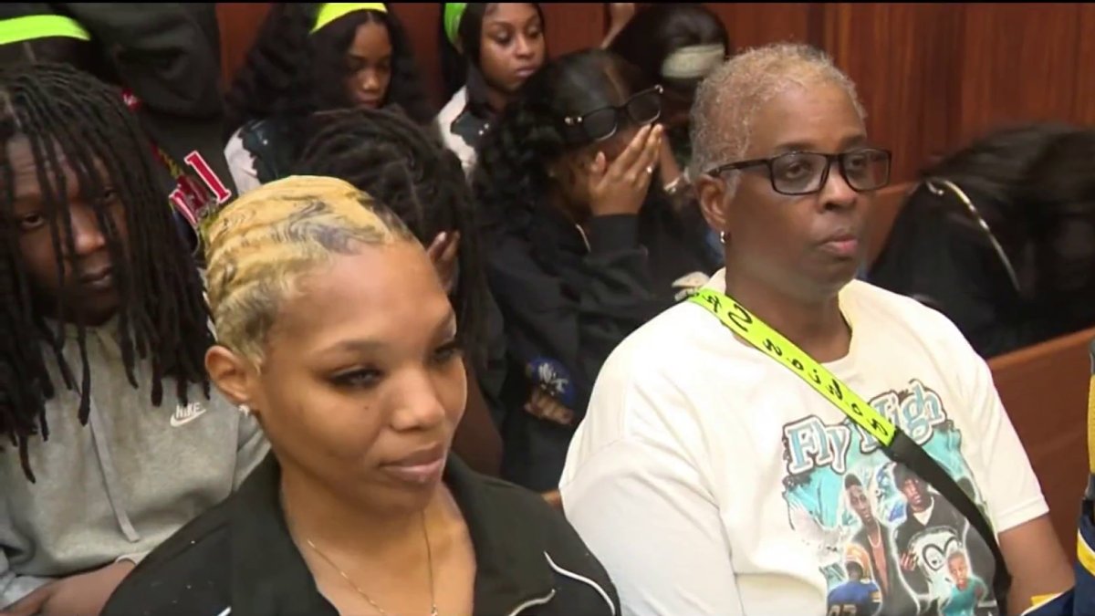 Over a year later, family of Miami teen stabbed to death by girlfriend demands trial – NBC 6 South Florida