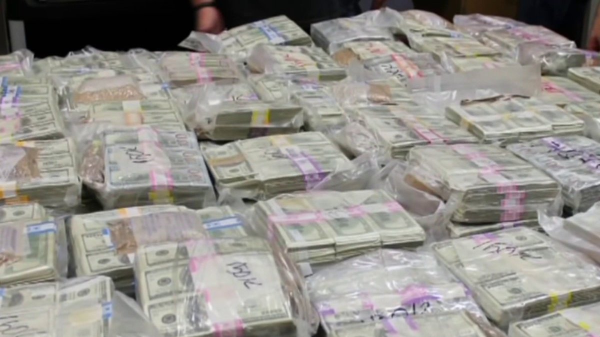 Hialeah mayor pushes back on city portrayal in Netflix’s ‘The Rip’ – NBC 6 South Florida