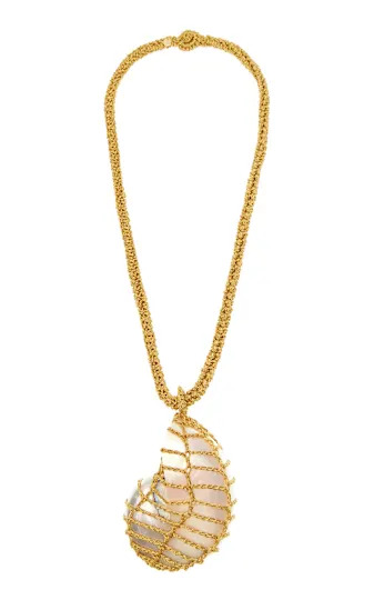 Nauti Crocheted Shell Necklace