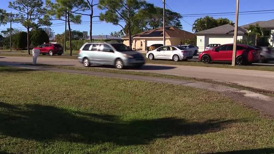 Cape Coral officials address illegal parking on medians