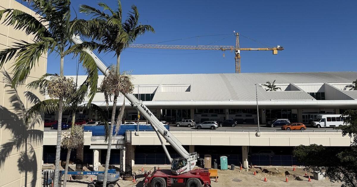 Lee County approves $725M bond sale for RSW expansion | Lee County