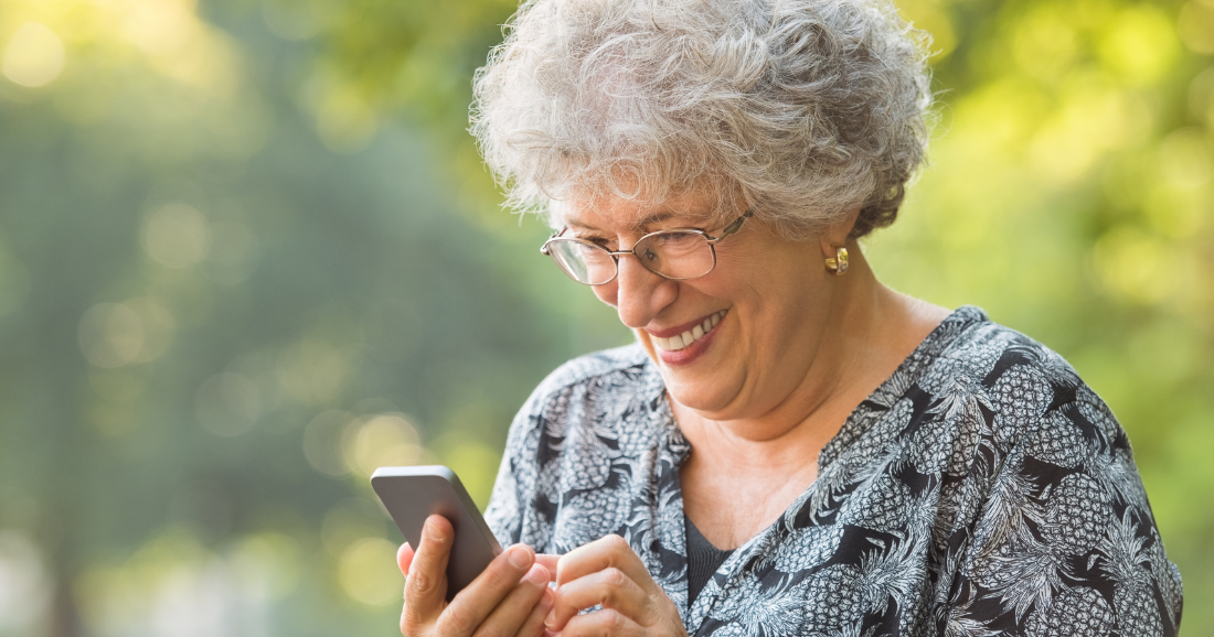 Free iPhone workshops help older adults on Key Biscayne | Key Biscayne