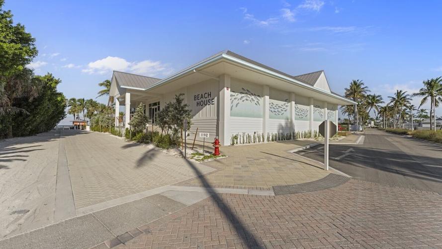 Curran Young - South Seas Beach House 4.JPG