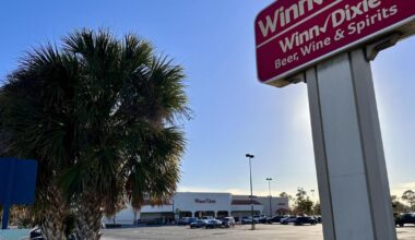 Neighbors voice concerns about proposed Winn-Dixie redevelopment in Seminole | Seminole