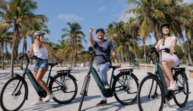 “It’s not a loophole, it’s the law”: e-bikes legally ride Crandon Blvd | Key Biscayne