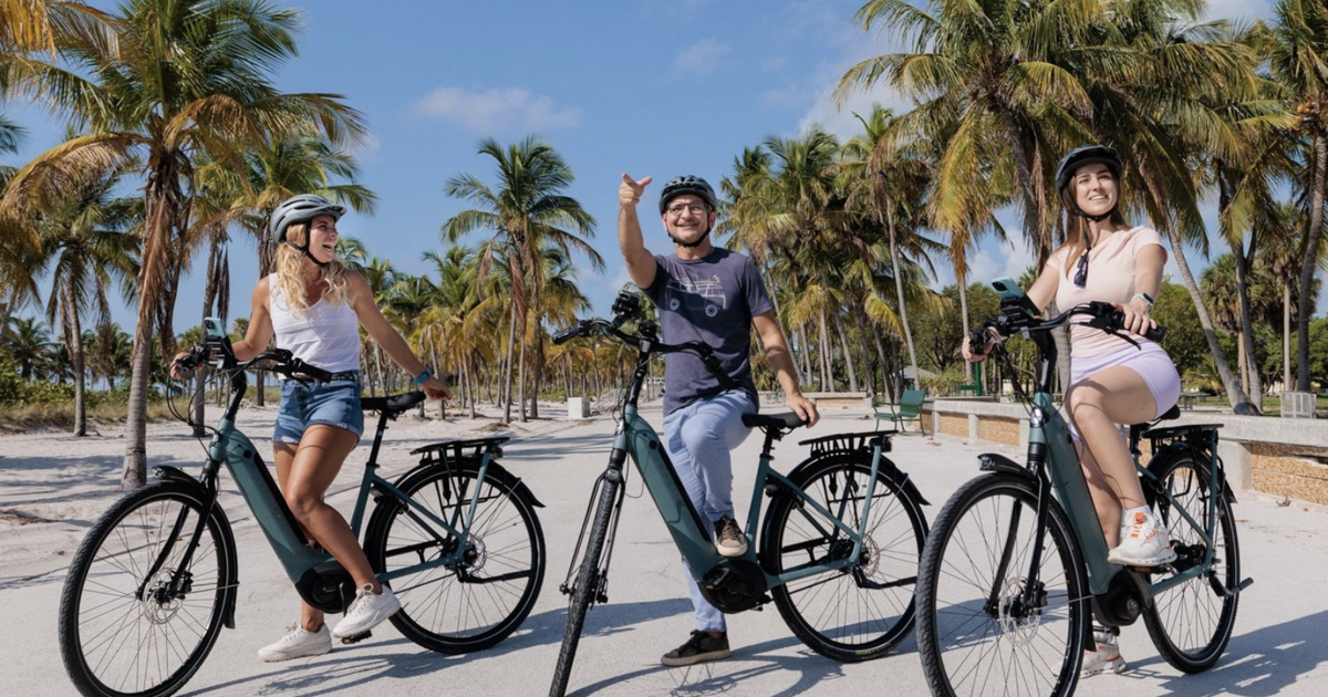 “It’s not a loophole, it’s the law”: e-bikes legally ride Crandon Blvd | Key Biscayne