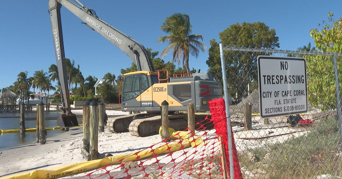Prep work underway at Cape Coral Yacht Club | Lee County