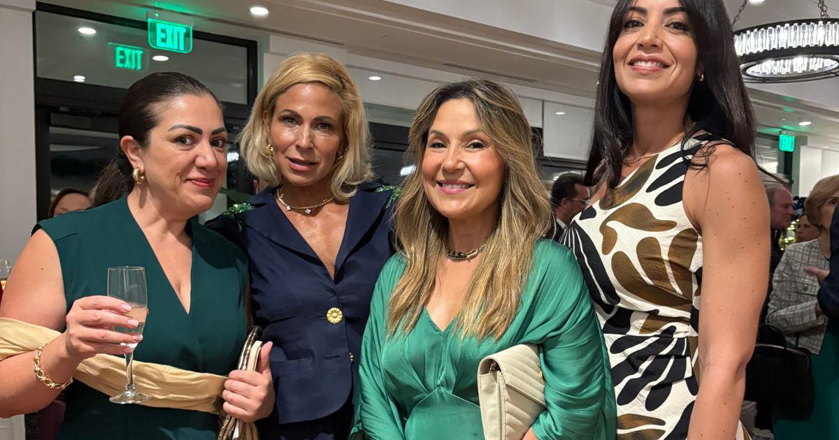 Chamber year-end celebration a smashing success | BeachCombings