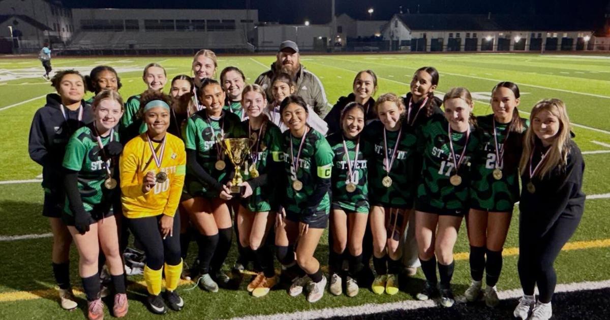 High School Huddle: St. Petersburg’s defense delivers long-awaited PCAC title | Sports