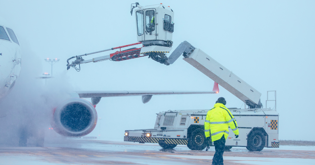 Winter storm grounds nearly 12,000 flights across the U.S. | Miami