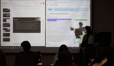 Young Poets’ Society hosts Middle Eastern poetry night | Culture