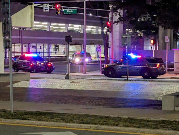 4 shot, including 2 teens, during New Year’s celebrations in Jacksonville