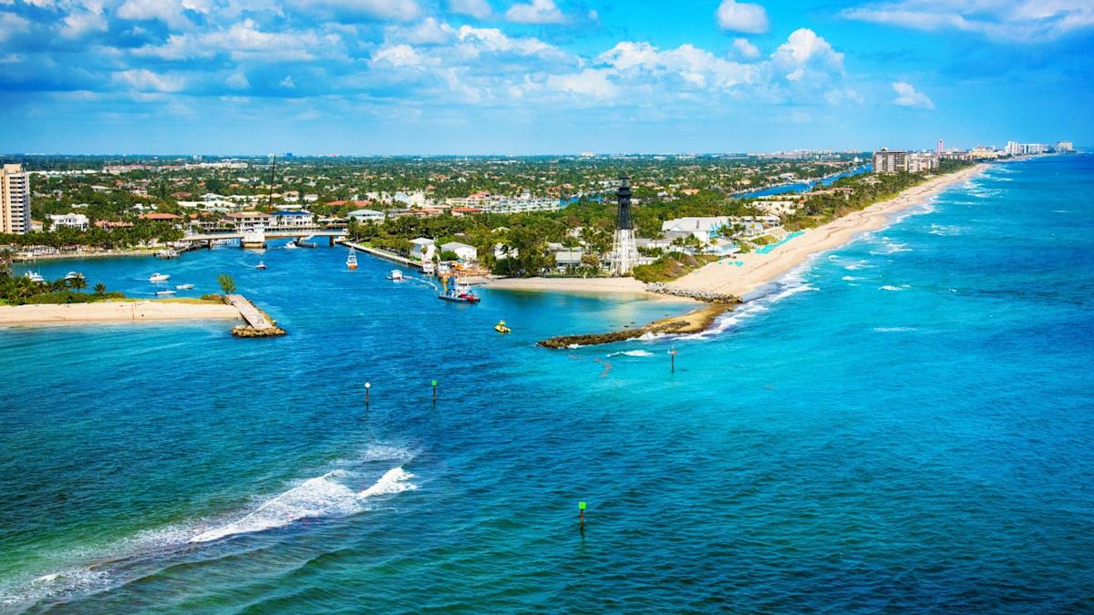 36 Best Florida Cities To Retire With $500K in Savings