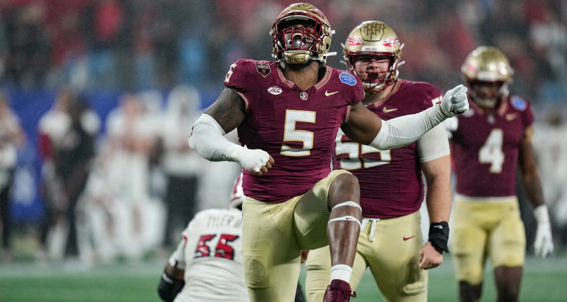 Florida State offers 2028 DL Myles Tate