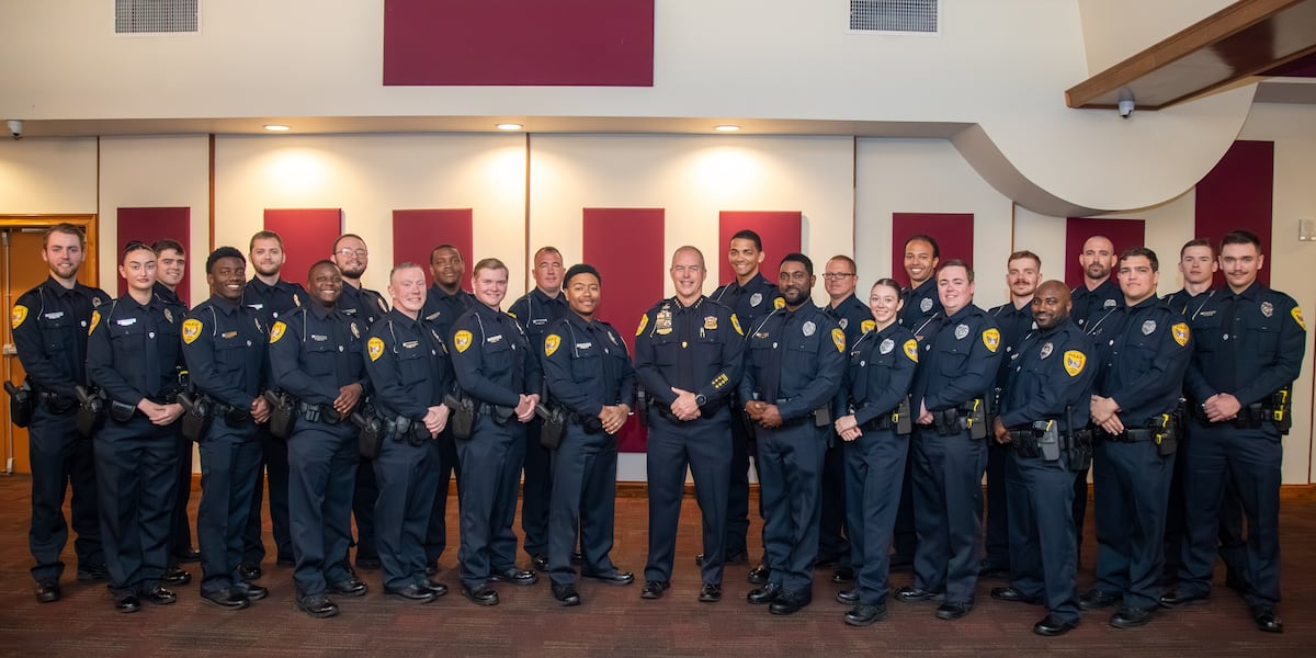 Tallahassee Police Department welcomes 24 officers in first swearing-in ceremony of 2026