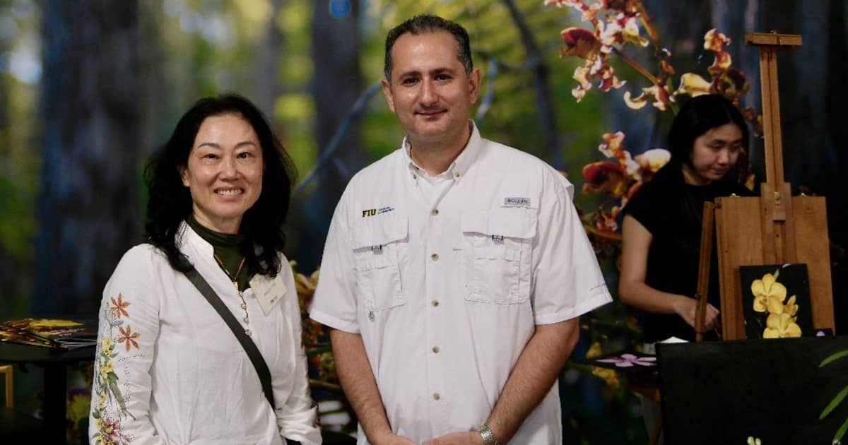 FIU showcases botanical research at nation’s largest orchid festival | FIU News
