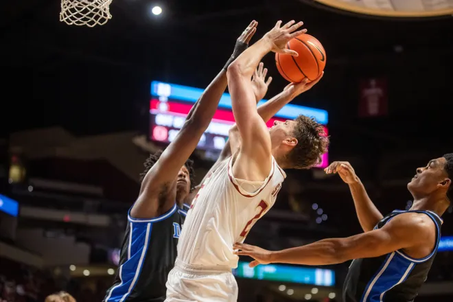 The Florida State Seminoles and Duke Blue Devils are tied 42-42 at the half on Saturday, Jan. 3, 2025.