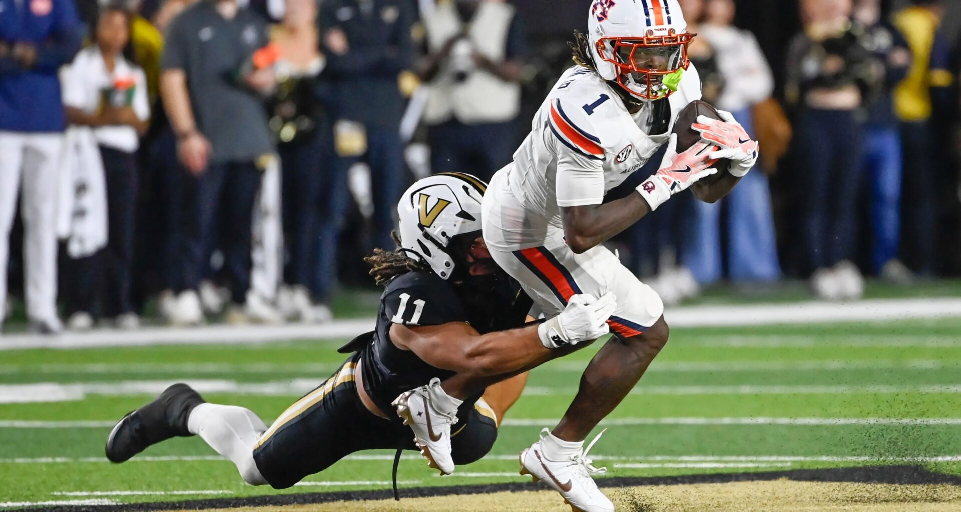 Former Auburn receiver Eric Singleton commits to Florida