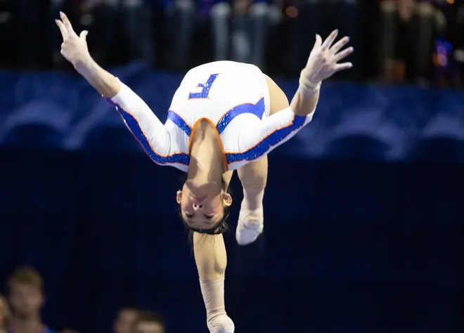 Florida Kayla DiCello competes on the balance beam at Steven C. O'Connell Center Exactek arena in Gainesville, FL on Friday, January 16, 2026. [Alan Youngblood/Gainesville Sun]