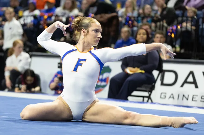 Florida Amelia Disidore competes in the floor exercise at Steven C. O'Connell Center Exactek arena in Gainesville, FL on Friday, January 16, 2026. [Alan Youngblood/Gainesville Sun]