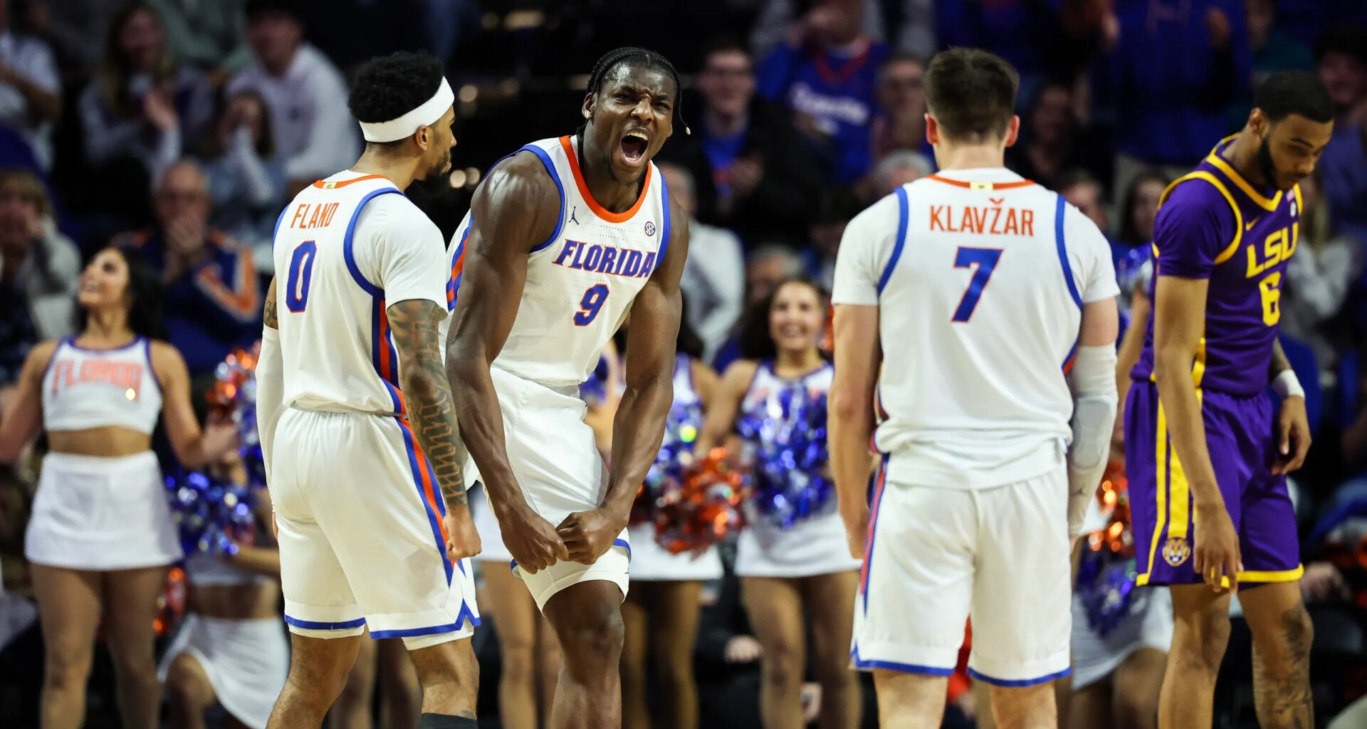 College basketball betting odds, pick