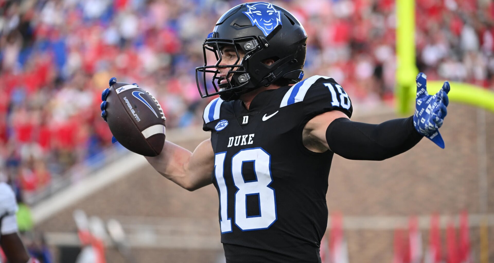 Miami hosts Duke star WR Cooper Barkate on visit