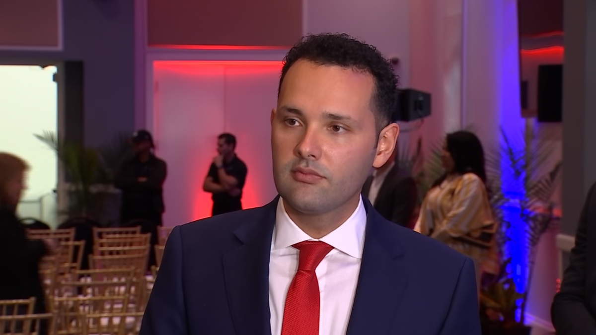 Hialeah mayor pushes back on city portrayal in Netflix’s The Rip – NBC 6 South Florida