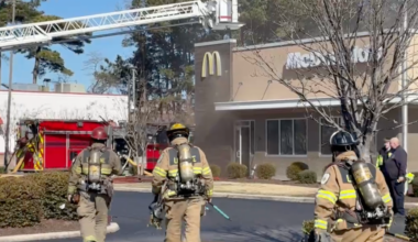 Firefighters battle blaze at Jacksonville McDonald’s