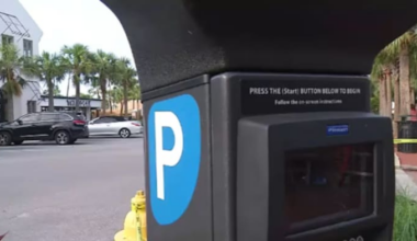 Neptune Beach votes to cut paid parking cost in half, cites drop in parking usage since program went into effect